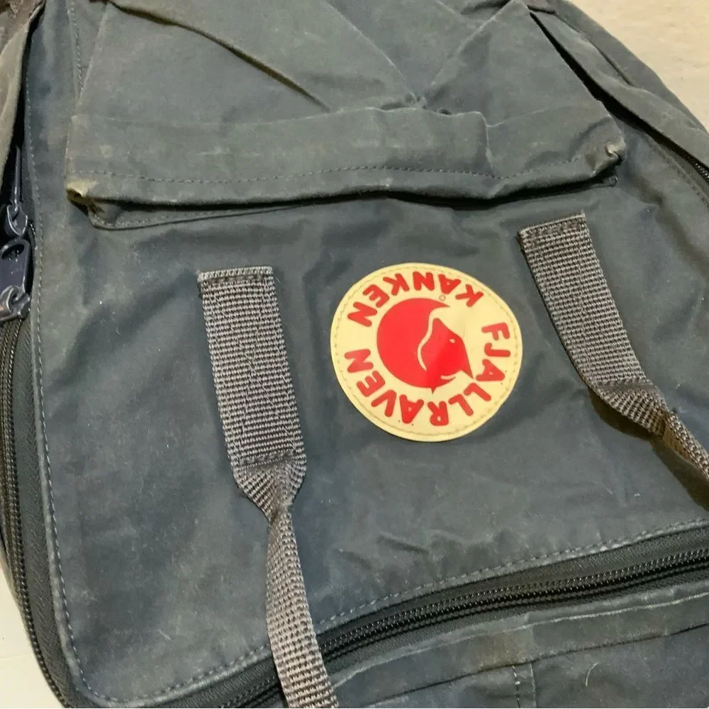 FJALLRAVEN KANKEN GRAPHITE GRAY FULL SIZE BACKPACK
